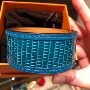 Hermès petitH lizard cuff in turquoise.